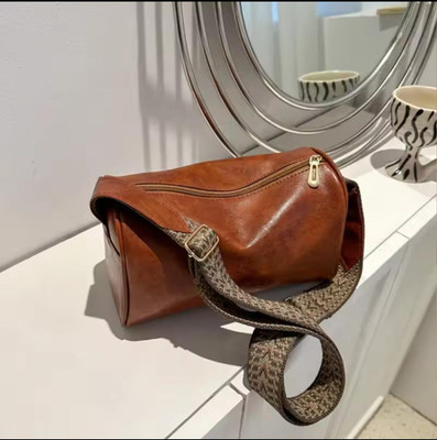 LIZIQI Tan Sling Bag Trendy Korean sling bag for women with long and adjustable handle