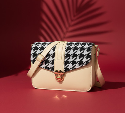 MUSRAT White Sling Bag Latest Trend Party Wear Sling Bag with Adjustable Strap for Girls and Women's