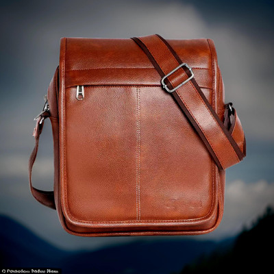 Shivra Tan Sling Bag Men Sling Bag extra large (S-12*8.5*3)