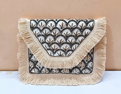 MKS White Sling Bag Handcrafted Boho Banjara Bags For Women, Handembrodry Sling Bag For Regular Wear