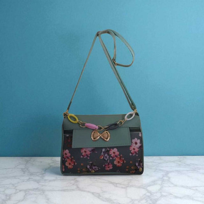 AK Green Sling Bag LV.LITEGREEN.76993
