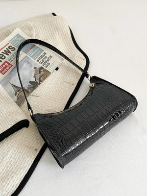 LIKE STYLE Black Sling Bag L.S-222-SLNBG-CHND-SHPE-CROCO-BLCK_20