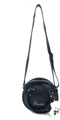 AAIFA Black Sling Bag Sling Bag