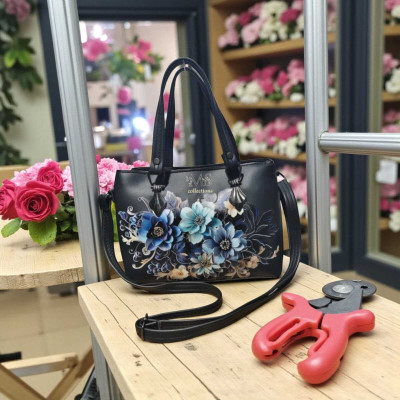 MSCOLLECTIONS Black Hobo MS Fashionable Party And Office Wear Sling Bag For Womens And Girls (Pack Of 1)