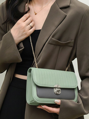 ROGAN Green, Black Sling Bag Lightweight Regular Use Rexin Zipper Sling Bag for Women