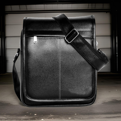 Shivra Black Sling Bag Men Sling Bag extra large (S-10*8.5*3)
