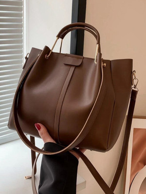 accomade Brown Hand-held Bag Casual Women’s Shoulder Bag in pu-Leather- Spacious Tote with 1 Main Compartment