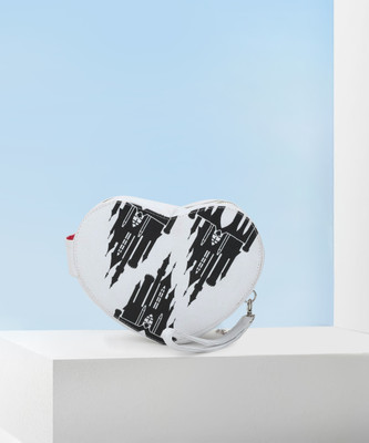 FOREVER 21 Multicolor Women Sling Bag WHITE/BLACK CLUTCH For Rs. 299 @ 63 %