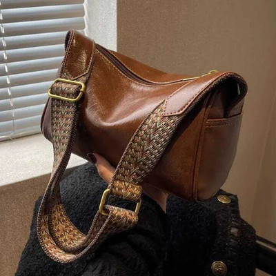 Cleto Brown Shoulder Bag NIWAD GREEN Brown Sling Bag New Girls Stylish Purse