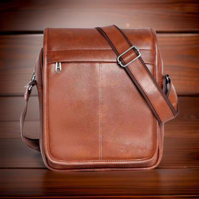 Shivra Tan Sling Bag Men Sling Bag extra large (S-12*8.5*3)