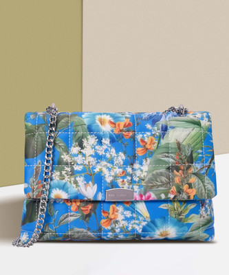 LINO PERROS Green Messenger Bag Womens Green Hand Bag