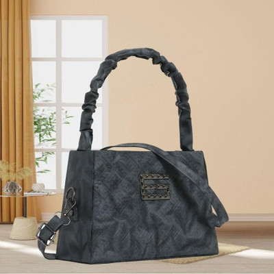 Nariox Black Sling Bag Elegant Classy Women Slingbags