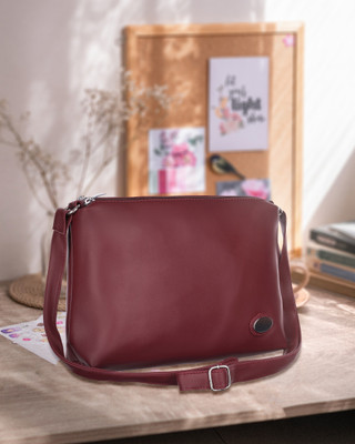 Leather Land Maroon Sling Bag Exuberant Design In Maroon