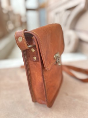 MADONA HANDICRAFT Brown Sling Bag Genuine Leather Vertical Half C-lock Small