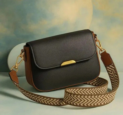 Clickandcart Black Sling Bag Black Women's Sling bags