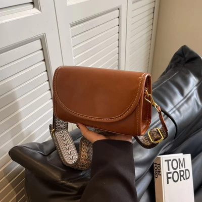 LIZIQI Tan Sling Bag Trendy and stylish PU Sling bags for women with long and adjusatable strap.