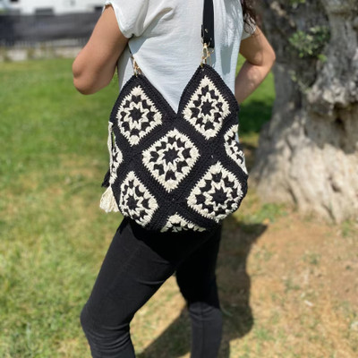 ZORA CRAFT Black, White Shoulder Bag Black & White Diamond Shape Handcrafted Crochet Shoulder Bag