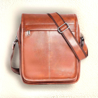 Shivra Tan Sling Bag Men Sling Bag extra large (S-12*8.5*3)