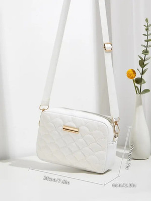 GAUSULWARA White Sling Bag Women Sling Bag Women's Stylish Small Lightweight Sling Crossbody Shoulder Bag