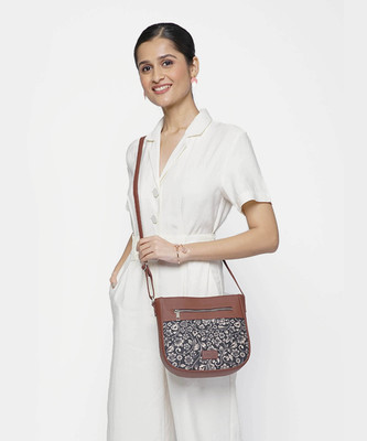 ZOUK Black Sling Bag FloMotif U Shaped Sling Bag