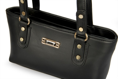 Worldstar Black Shoulder Bag mari black hand bag .used a any occasion.