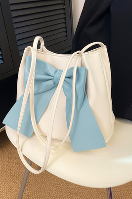 s.p. pearls White Tote Chic and Trendy women bag