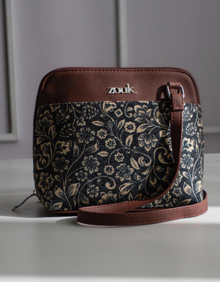 ZOUK Black Sling Bag FloMotif
