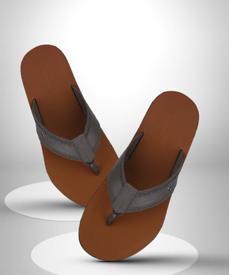 LOUIS PHILIPPE Men Flip Flops(Multicolor , 7)