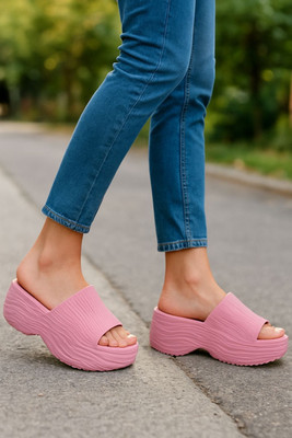 Clogsy Women Flip Flops(Pink , 3)
