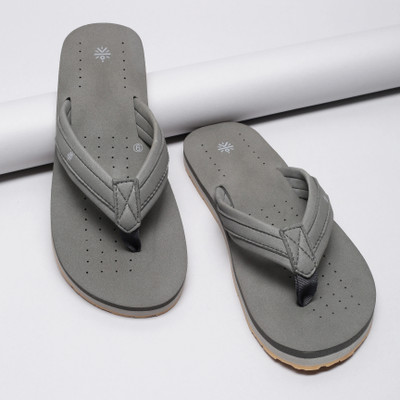 Cult Men Flip Flops(Grey , 6)