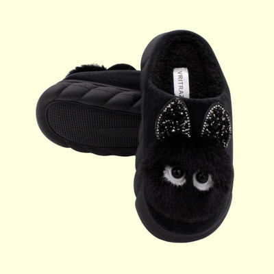 VRITRAZ Women Slippers(Black , 9)
