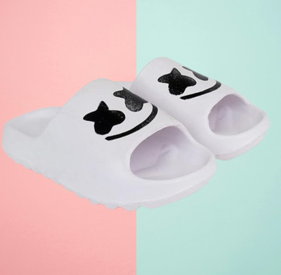 Shoepro Men Flip Flops(White , 10)