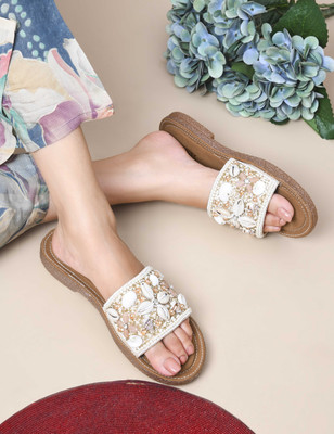 PEEK Women Flats(White , 7)