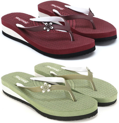 Skytrap Women Slippers(Maroon, Green , 4)