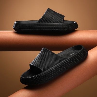 Hygear Men Slides(Black , 8)