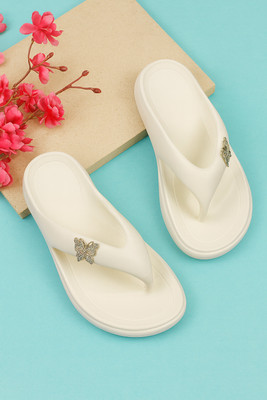 FOAMTEK Women Slippers(Off White , 8)