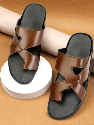 Lyo Eager Men Sandals(Brown, Black , 7)