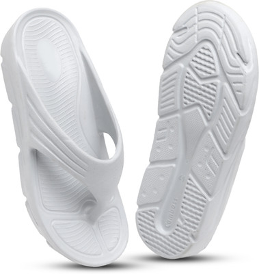 TAFFRAL Men Trending Stylish Lightweight Comfort Flip Flops Slippers(White , 7)