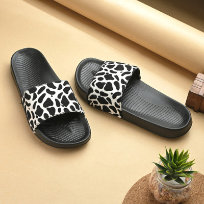 Mochites Women Slides(White, Black , 6)