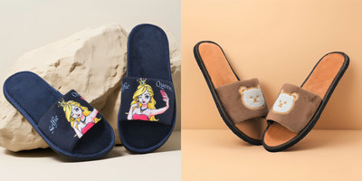 Y key Women Flip Flops(Gold, Navy , 6)