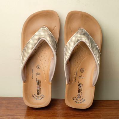 aerowalk Women Slippers(Gold , 7)