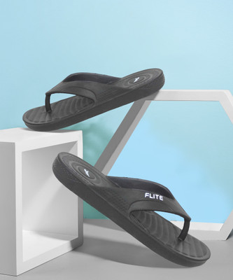 FLITE Men Slippers(Black , 9)