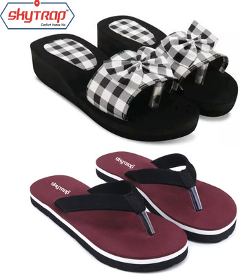 Feens Women Slippers(Black, Maroon , 5)