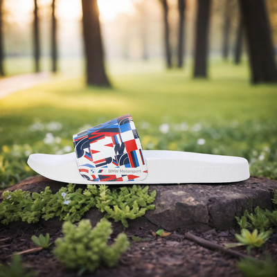 PUMA Women BMW MMS Leadcat 2.0 IN Slides(Blue , 4)