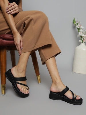 TRUFFLE COLLECTION Women Slides(Black , 5)