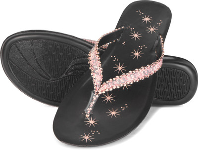 DRACKFOOT Women Flip Flops(Black , 8)