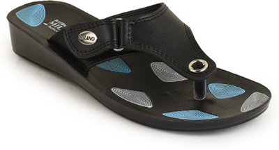 ACTION MILANO Women Flip Flops(Black , 5)
