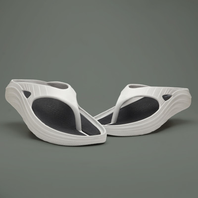 asian Men Flip Flops(Black, Grey , 6)