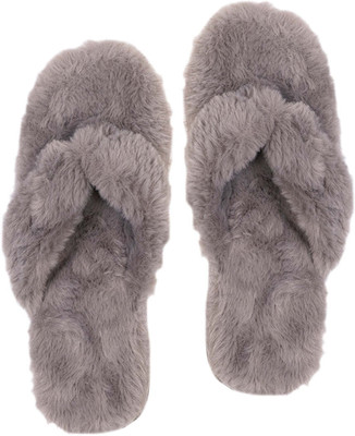 WOLVESDEN Women Slippers(Grey , 6.5)