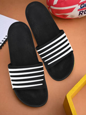 Cloker Men Flip Flops(White , 8)